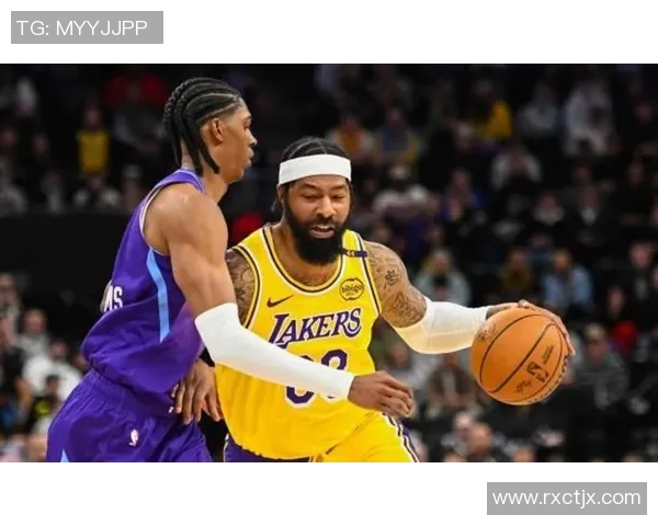 湖人队新秀莫里斯本赛季表现不佳,面临被裁判风险?